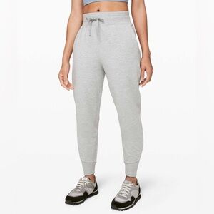 Lululemon Rest For Resilience Jogger